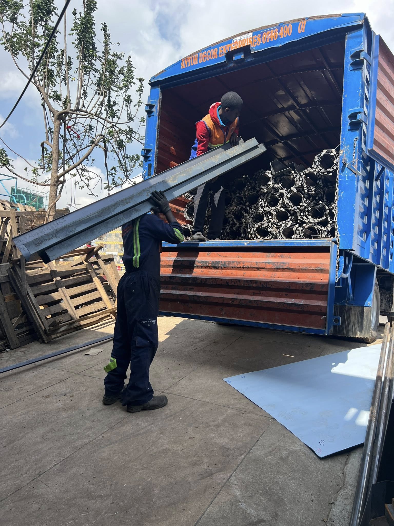 Metal Bending Machine Action